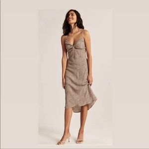 Abercrombie Knot Front MIDI Dress